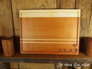 Planche à découper “vagues” en merisier et érable