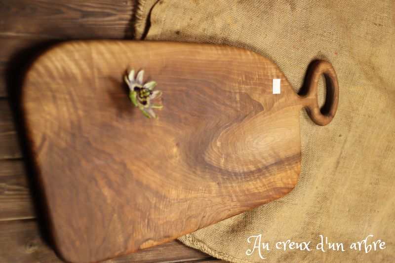 Planche à découper en noyer ondé – Image 5