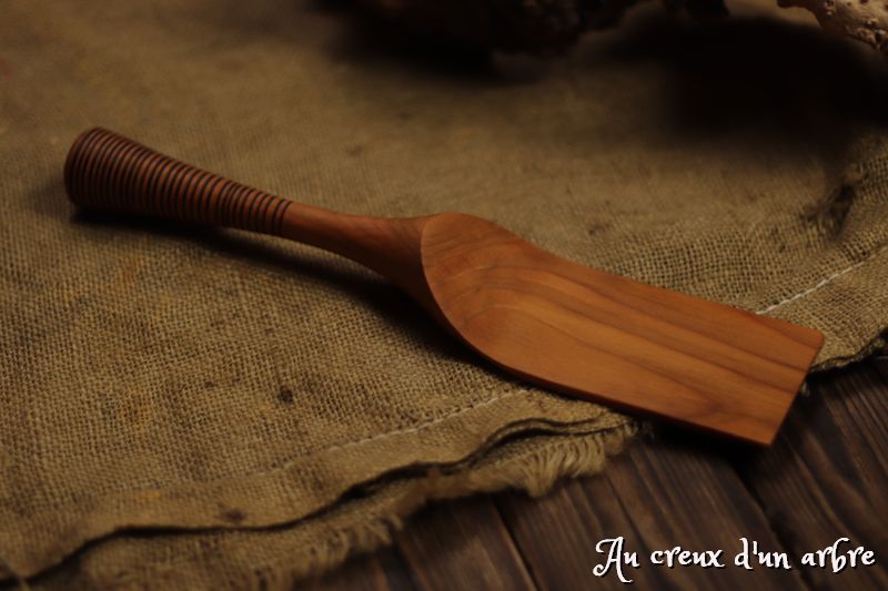Spatule en merisier – Image 3