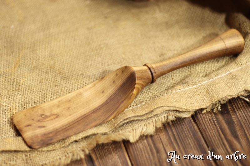Spatule en noyer – Image 2