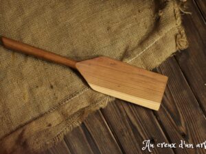 Spatule en févier d'Amérique