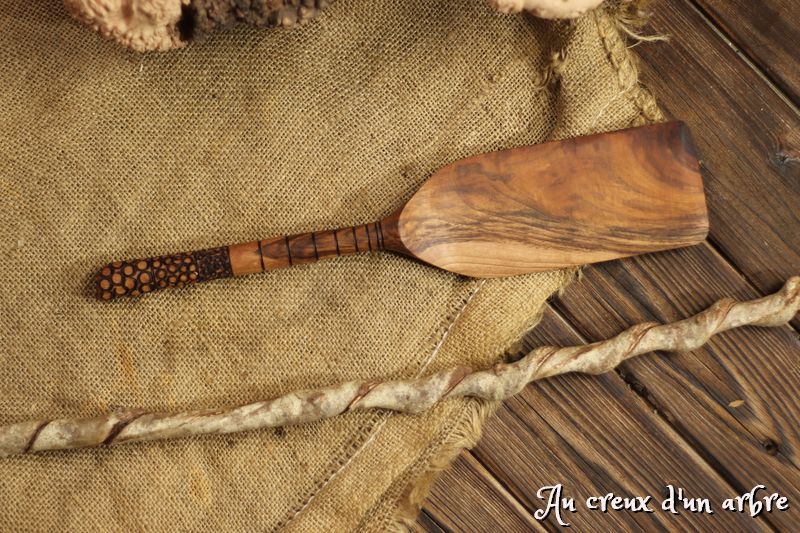 Spatule en noyer